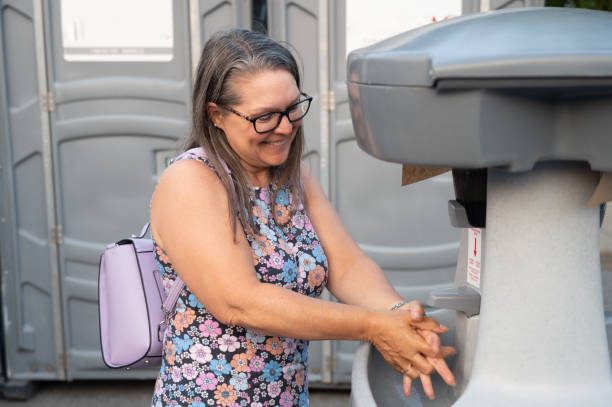 Best Porta potty delivery and setup  in Woodland, WA
